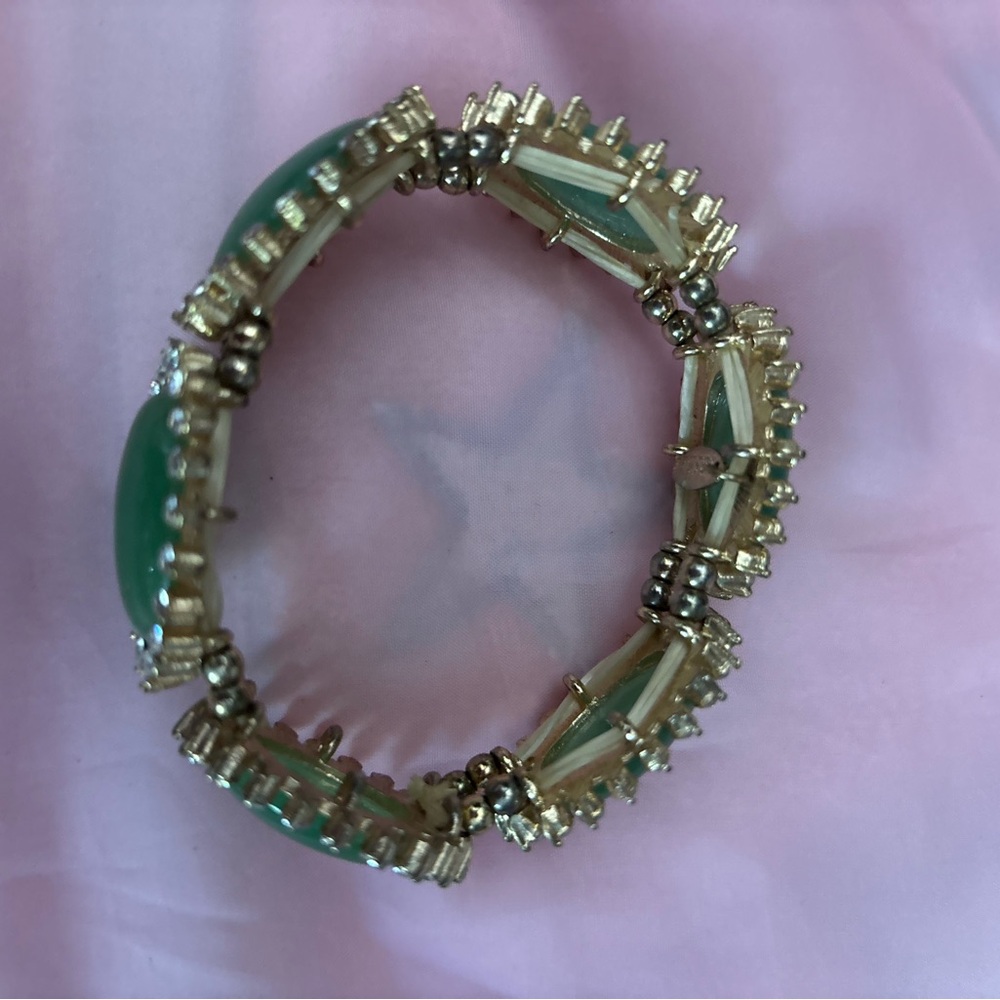 Tasha Green and Gold Bracelet - Picture 4 of 4